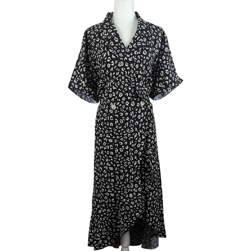 Bloomchic Black and Cream Leopard Print Wrap Dress Plus Size 22 - 24 Collar
